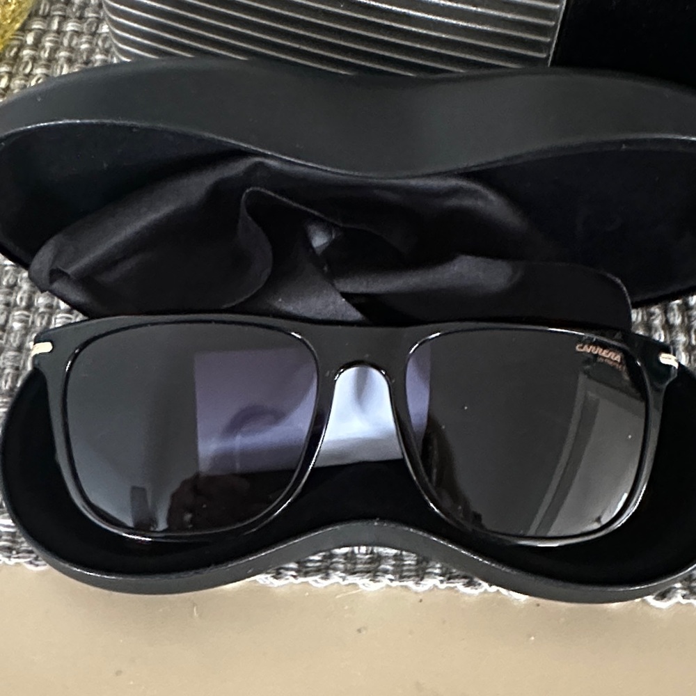 Carrera Classic Black Aviator Sunglasses New Unisex